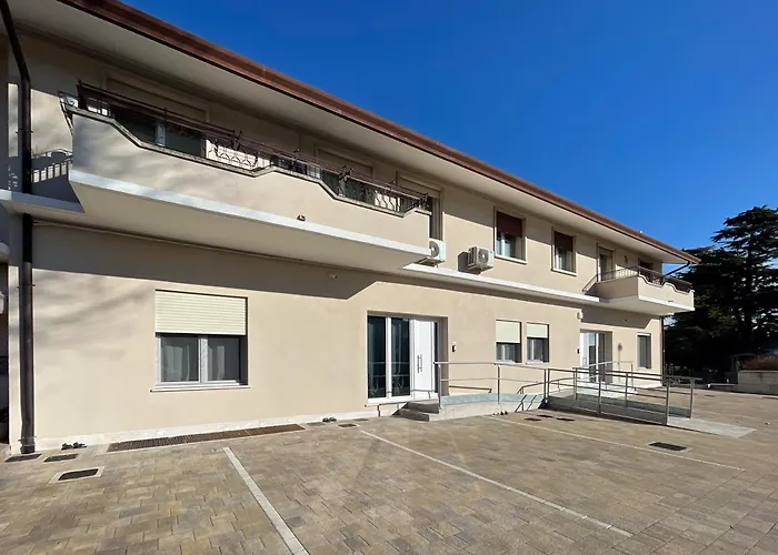 Mama Lidia Konukevi Creazzo